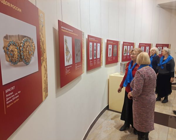 Российский этнографический музей представил выставку в Донецке
