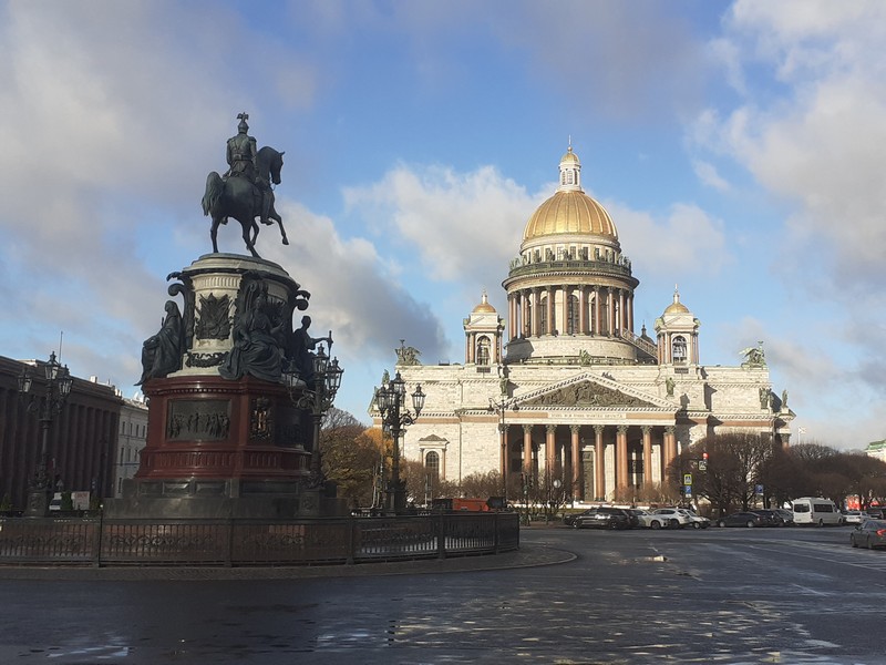 Около 5 миллионов туристов посетили Санкт-Петербург в первом полугодии 2024 года, сообщил во вторник губернатор города Александр Беглов.